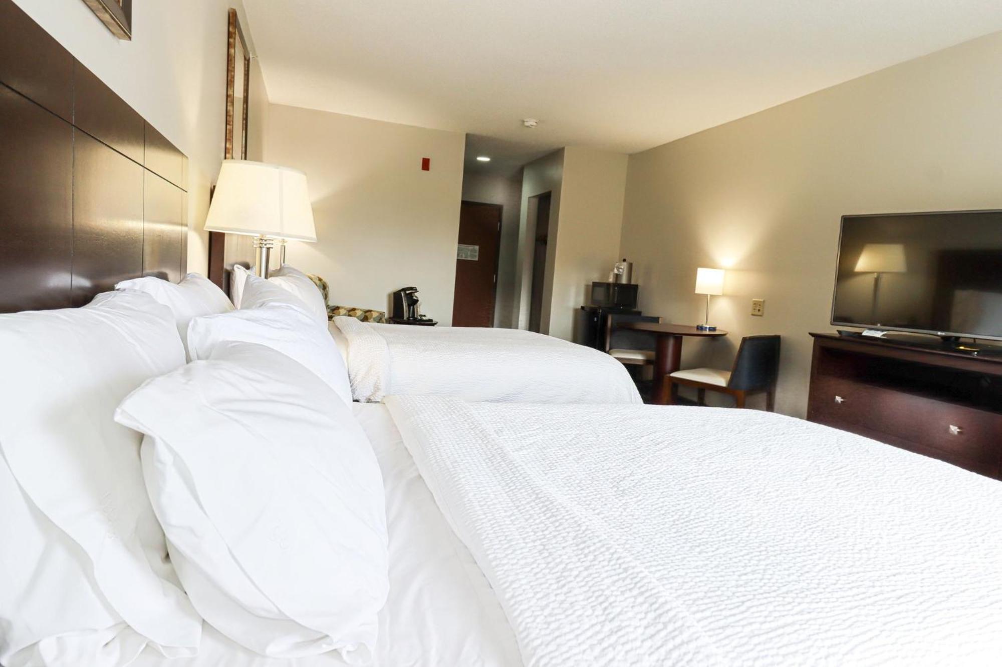 Holiday Inn Express And Suites Meriden By Ihg Экстерьер фото