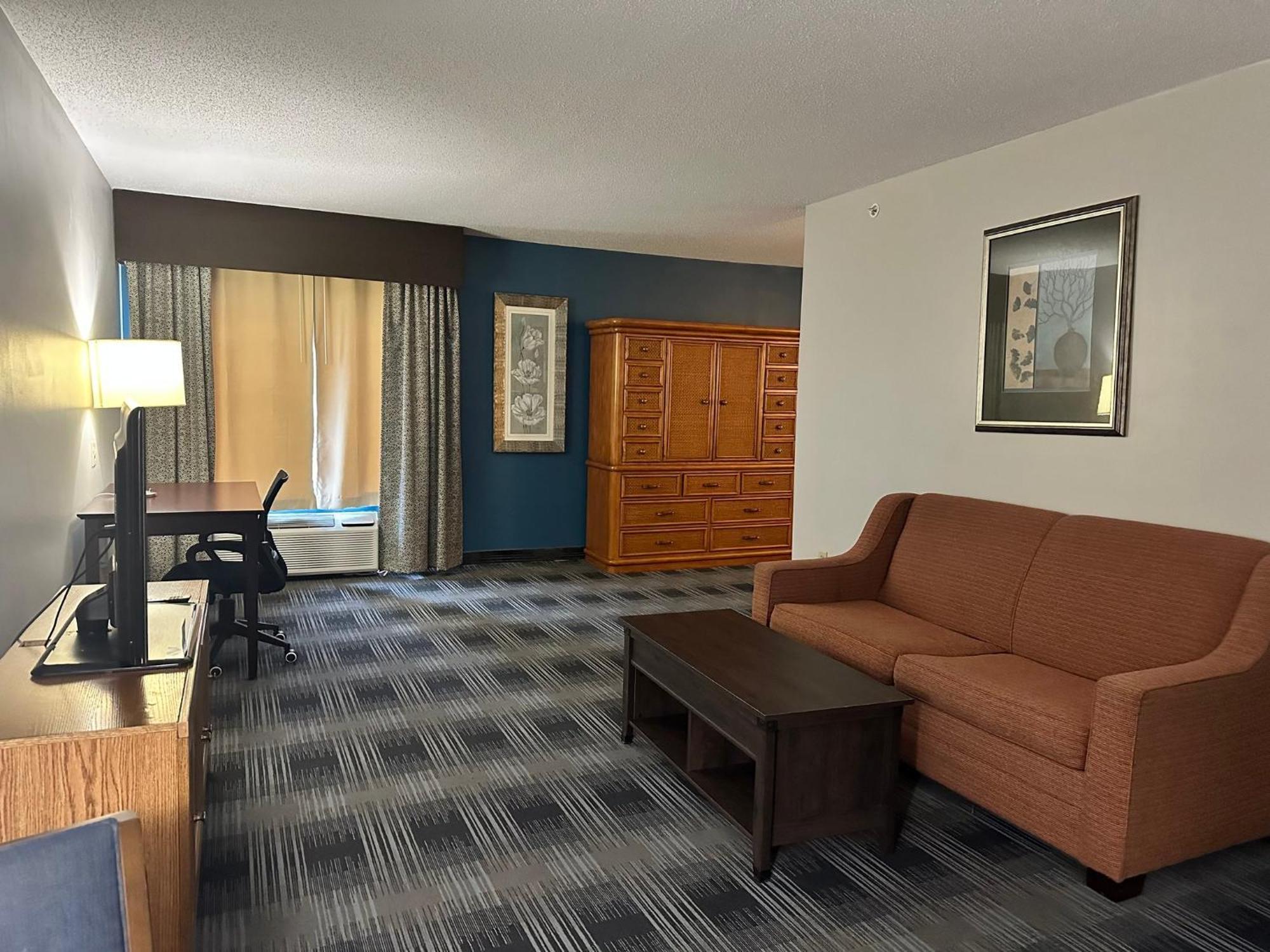 Holiday Inn Express And Suites Meriden By Ihg Экстерьер фото