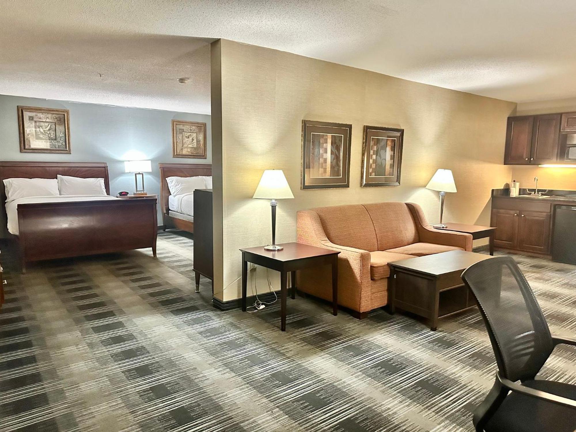 Holiday Inn Express And Suites Meriden By Ihg Экстерьер фото